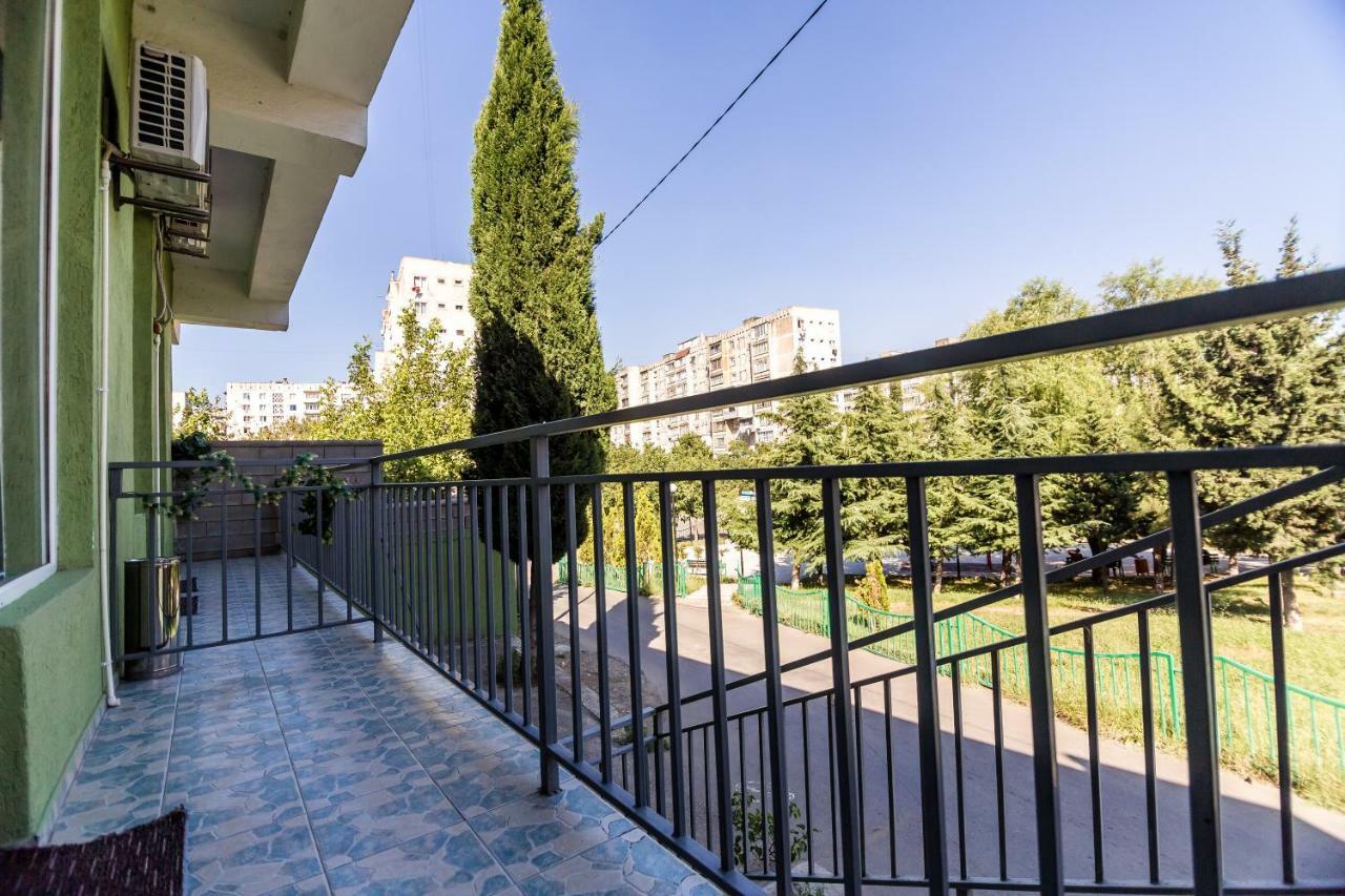 Hotel Makona Tbilisi Esterno foto