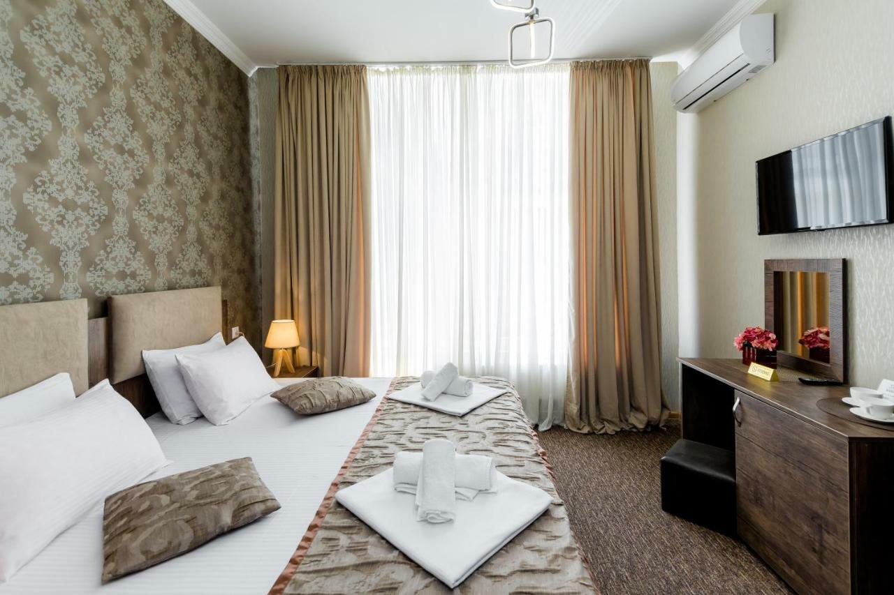 Hotel Makona Tbilisi Esterno foto