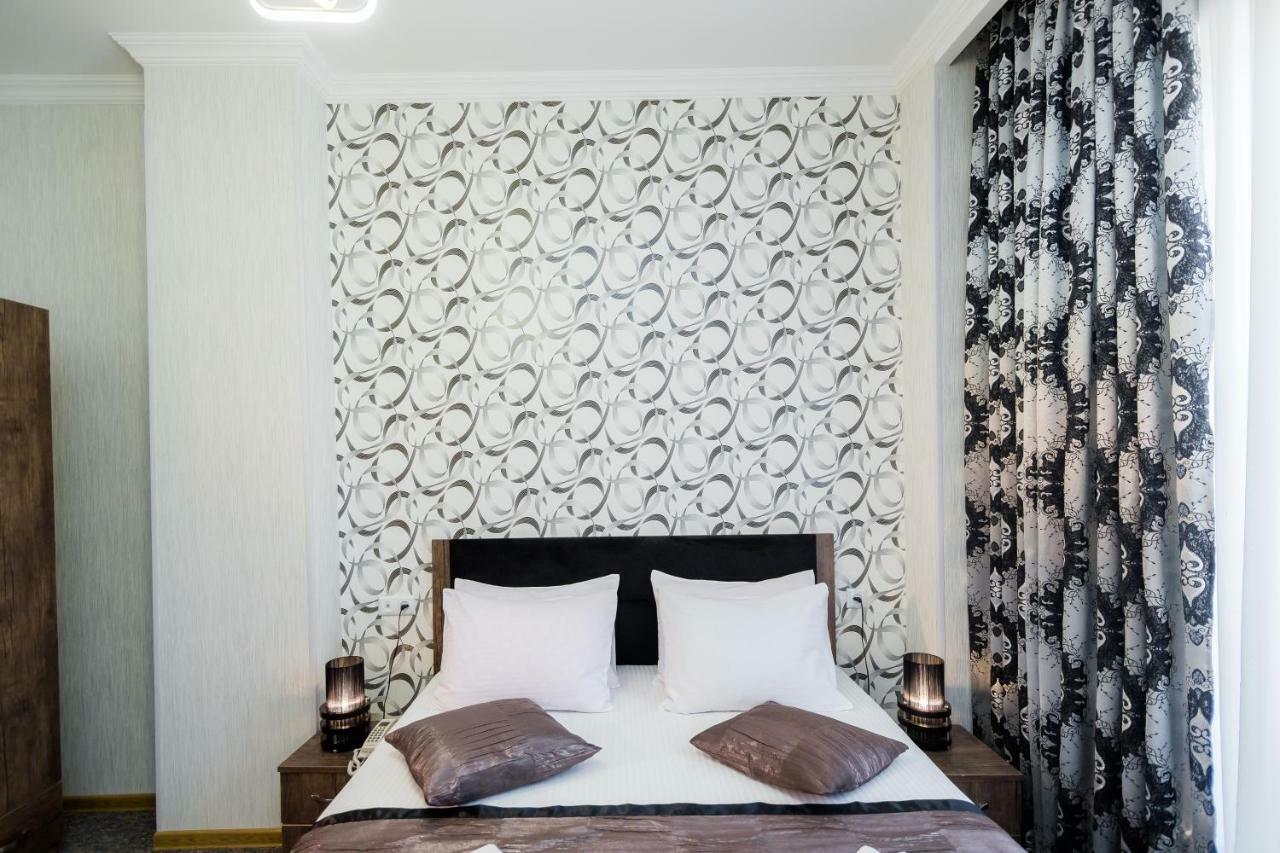 Hotel Makona Tbilisi Esterno foto